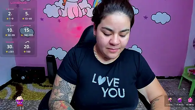 Sharon hils online show from April 2026 01:15:01 PM