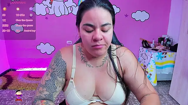 Sharon hils online show from February 2026 05:55:01 PM