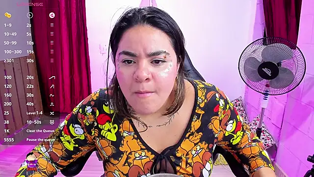 Snapshot of Sharon_hils chatting on January 2025 04:16:01 PM Sharon hils online show from January 2025 04:16:01 PM