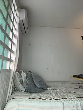 Snapshot of Anny__777 chatting on February 2026 02:04:02 PM Anny 777 online show from February 2026 02:04:02 PM