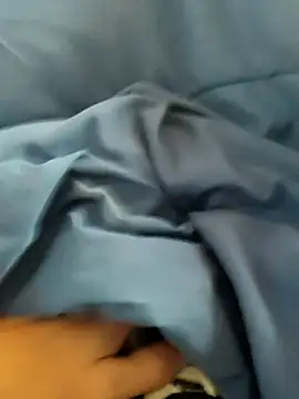 damianloki online show from April 2026 01:37:01 PM