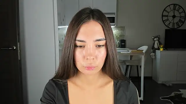 nilliluv online show from November 2025 02:04:01 AM