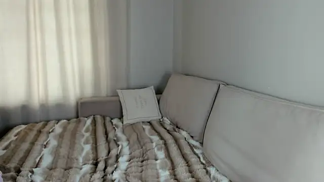 nilliluv online show from March 2026 09:11:02 AM