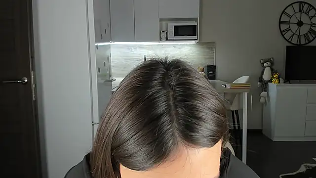 nilliluv online show from November 2025 10:25:02 AM