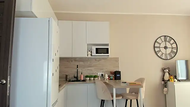 nilliluv online show from March 2026 06:03:01 AM