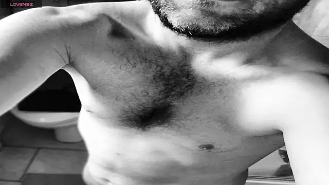 mr-k-quinn-x online show from March 2026 11:10:02 PM