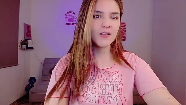 Snapshot of Mariangeel chatting on September 2025 11:11:01 PM Mariangeel online show from September 2025 11:11:01 PM