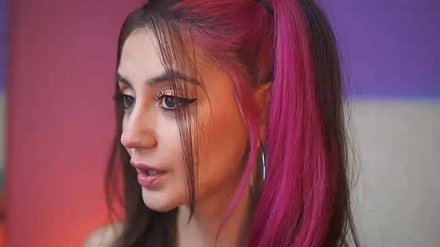 SabrinaHope online show from December 2025 10:09:02 PM