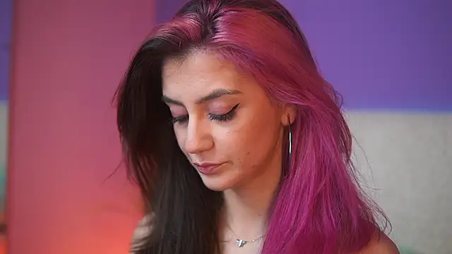 SabrinaHope online show from December 2025 09:49:01 PM