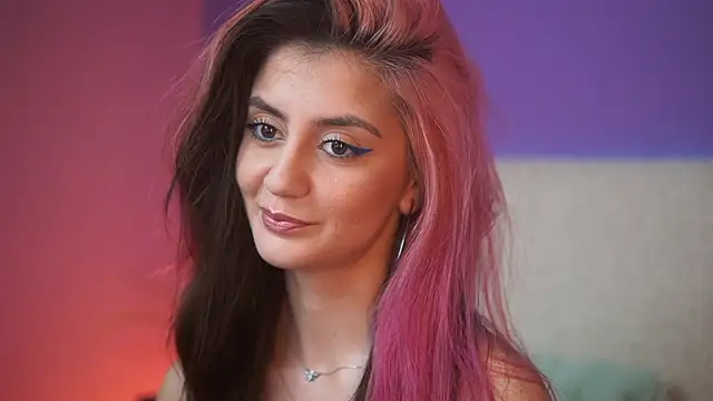 SabrinaHope online show from December 2025 08:25:01 PM