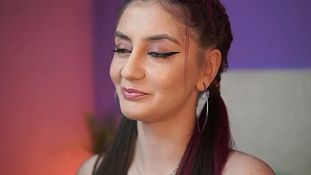 SabrinaHope online show from March 2026 01:00:01 AM