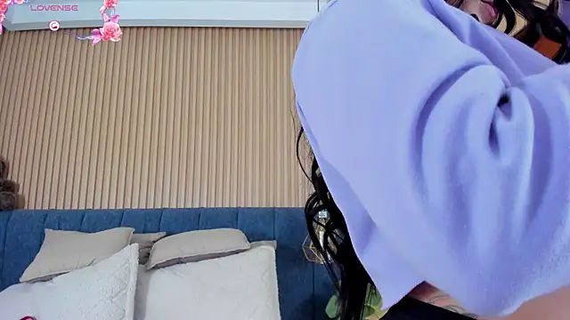 kathecute   online show from November 2025 01:37:01 AM