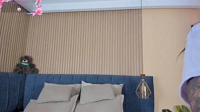 kathecute   online show from December 2025 01:41:02 AM