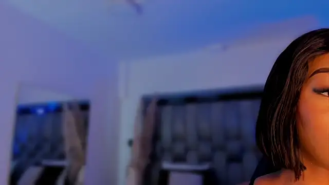 ChaynnaCooper online show from November 2025 03:16:01 AM