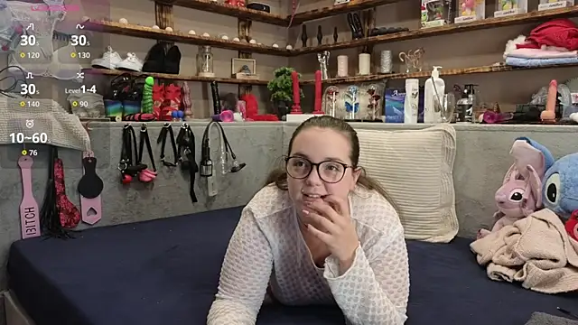 Snapshot of Kimberly-Caprice chatting on October 2025 06:05:01 AM Kimberly-Caprice online show from October 2025 06:05:01 AM