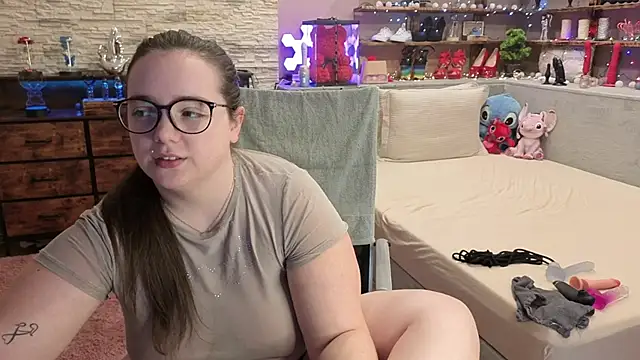 Kimberly-Caprice online show from March 2026 06:26:01 AM