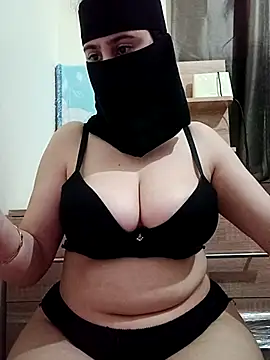Snapshot of Arabic-Rose chatting on February 2025 12:47:01 PM Arabic-Rose online show from February 2025 12:47:01 PM