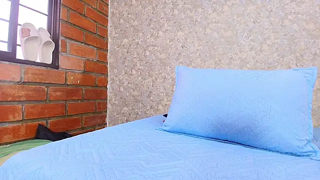 Snapshot of nicol_f chatting on October 2025 07:13:02 PM nicol f online show from October 2025 07:13:02 PM