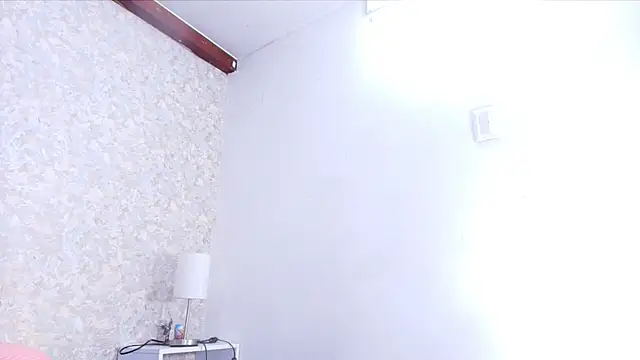 Snapshot of nicol_f chatting on November 2025 03:39:02 AM nicol f online show from November 2025 03:39:02 AM