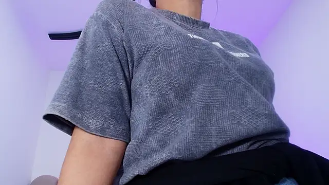 nicol f online show from March 2026 03:13:02 AM