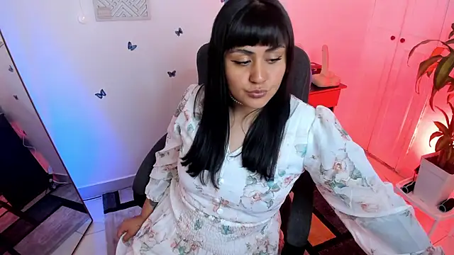 Snapshot of GretaX-X chatting on January 2025 02:25:01 PM GretaX-X online show from January 2025 02:25:01 PM