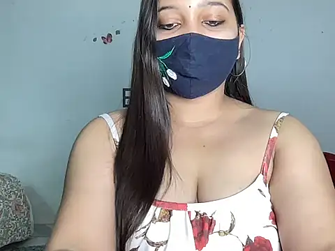 Snapshot of Varnika_aarora chatting on October 2025 04:15:01 AM Varnika aarora online show from October 2025 04:15:01 AM