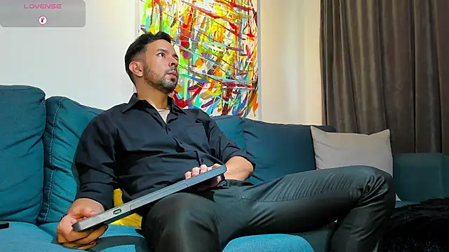 Snapshot of tommy_raym0ndg chatting on November 2025 02:10:02 PM tommy raym0ndg online show from November 2025 02:10:02 PM