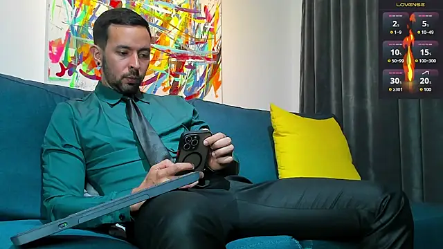 tommy raym0ndg online show from March 2025 10:58:02 PM