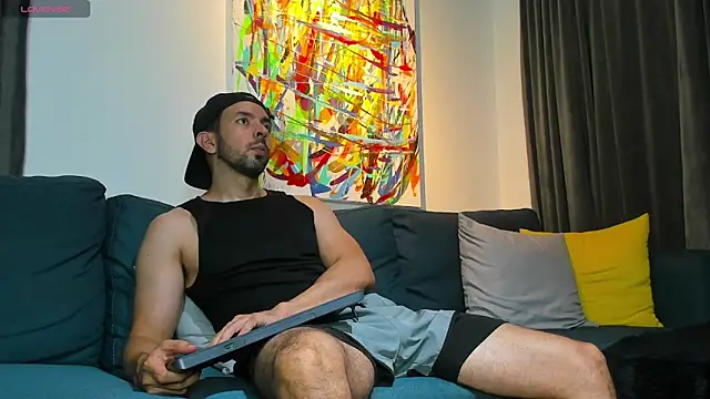 tommy raym0ndg online show from February 2026 04:45:01 AM