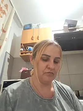 Malichkaanna30 online show from December 2025 02:31:01 PM