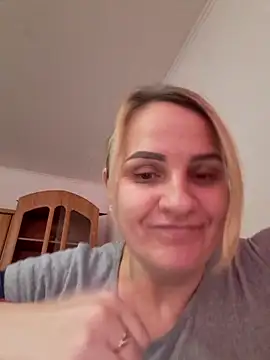 Snapshot of Malichkaanna30 chatting on February 2025 01:24:01 PM Malichkaanna30 online show from February 2025 01:24:01 PM