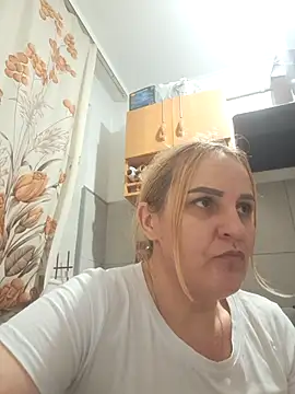 Snapshot of Malichkaanna30 chatting on December 2025 05:34:02 PM Malichkaanna30 online show from December 2025 05:34:02 PM