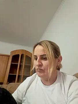 Snapshot of Malichkaanna30 chatting on February 2025 04:27:01 PM Malichkaanna30 online show from February 2025 04:27:01 PM