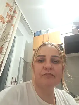 Snapshot of Malichkaanna30 chatting on December 2025 05:52:02 PM Malichkaanna30 online show from December 2025 05:52:02 PM