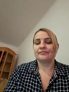 Snapshot of Malichkaanna30 chatting on February 2025 08:54:02 AM Malichkaanna30 online show from February 2025 08:54:02 AM