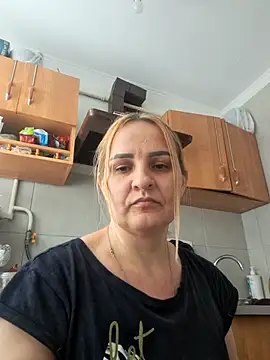 Malichkaanna30 online show from February 2026 10:03:01 AM