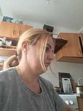 Malichkaanna30 online show from February 2026 08:48:01 AM