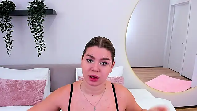 MelanieCarterr online show from November 2025 04:11:01 PM