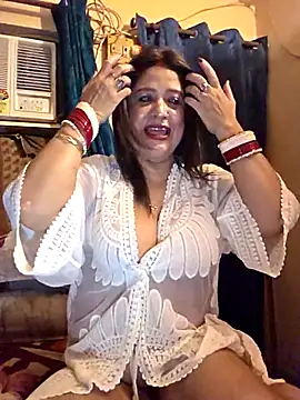 Hot Queen77 online show from March 2026 06:09:02 PM