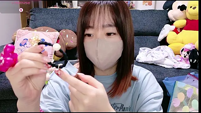 Rio chan  online show from January 2026 12:53:01 PM