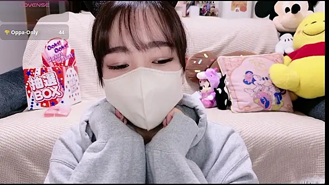 Rio chan  online show from January 2026 12:23:02 PM