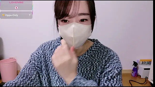 Rio chan  online show from March 2026 01:15:01 PM