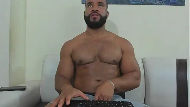 lunainsane58 online show from March 2026 08:18:02 AM