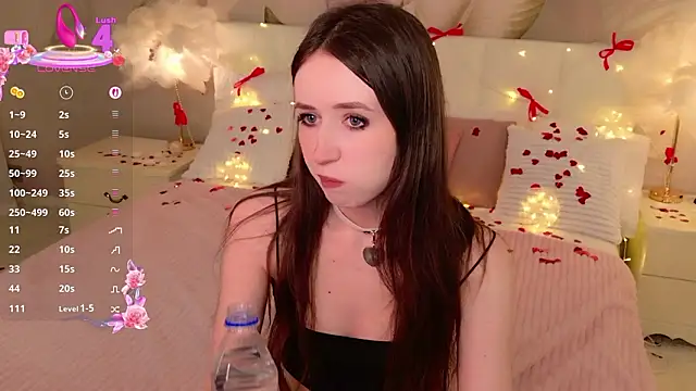 AliceLiddelle online show from February 2026 01:11:01 PM