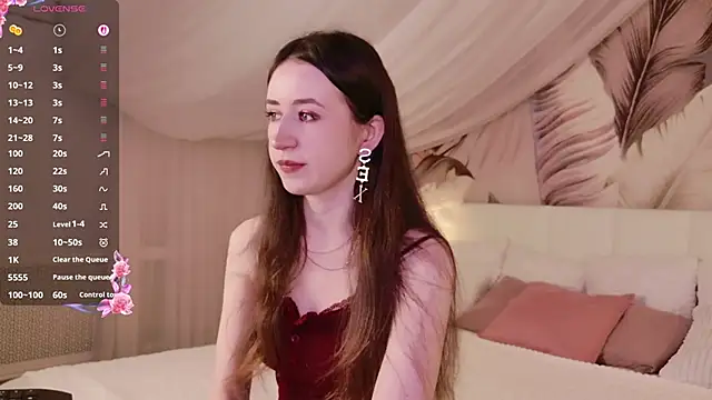 AliceLiddelle online show from November 2025 09:20:01 AM