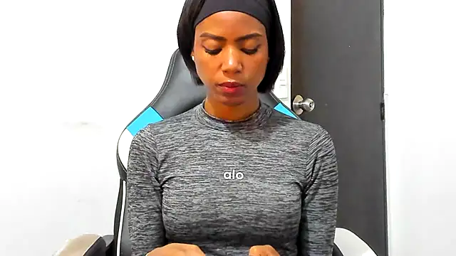 Kalua Brown online show from April 2026 03:18:01 PM