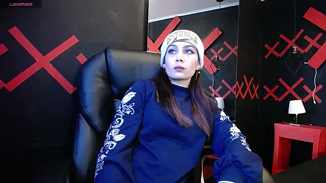 Snapshot of _yuyi chatting on March 2025 11:10:01 AM yuyi online show from March 2025 11:10:01 AM