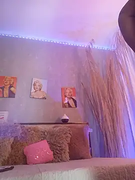 nahiarapalmer19 online show from October 2025 10:51:02 PM