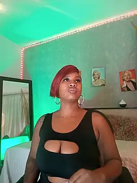 nahiarapalmer19 online show from September 2025 11:37:01 PM