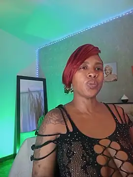 nahiarapalmer19 online show from September 2025 11:32:01 PM